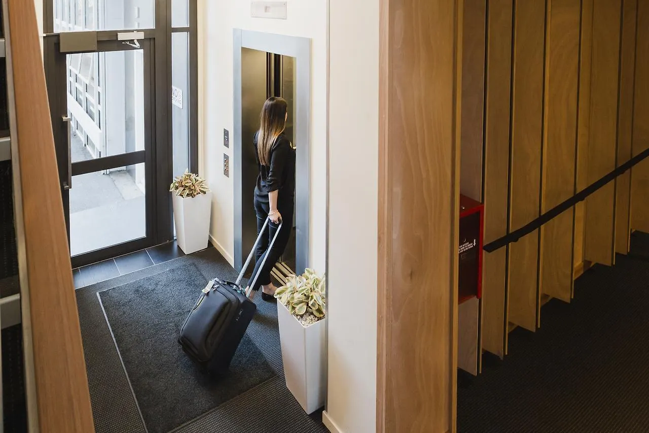Gilmer Apartment Hotel Wellington 4*,